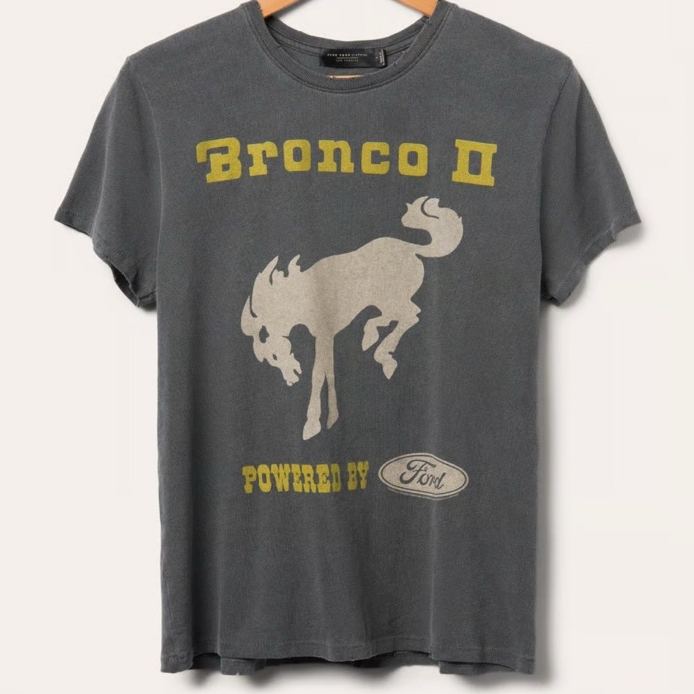 NWT Junk Food Clothing Gray Bronco II Tee